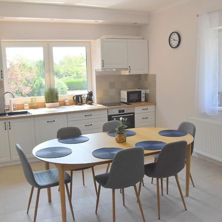 Voeroesko Apartmanhaz 발라톤알마디 외부 사진